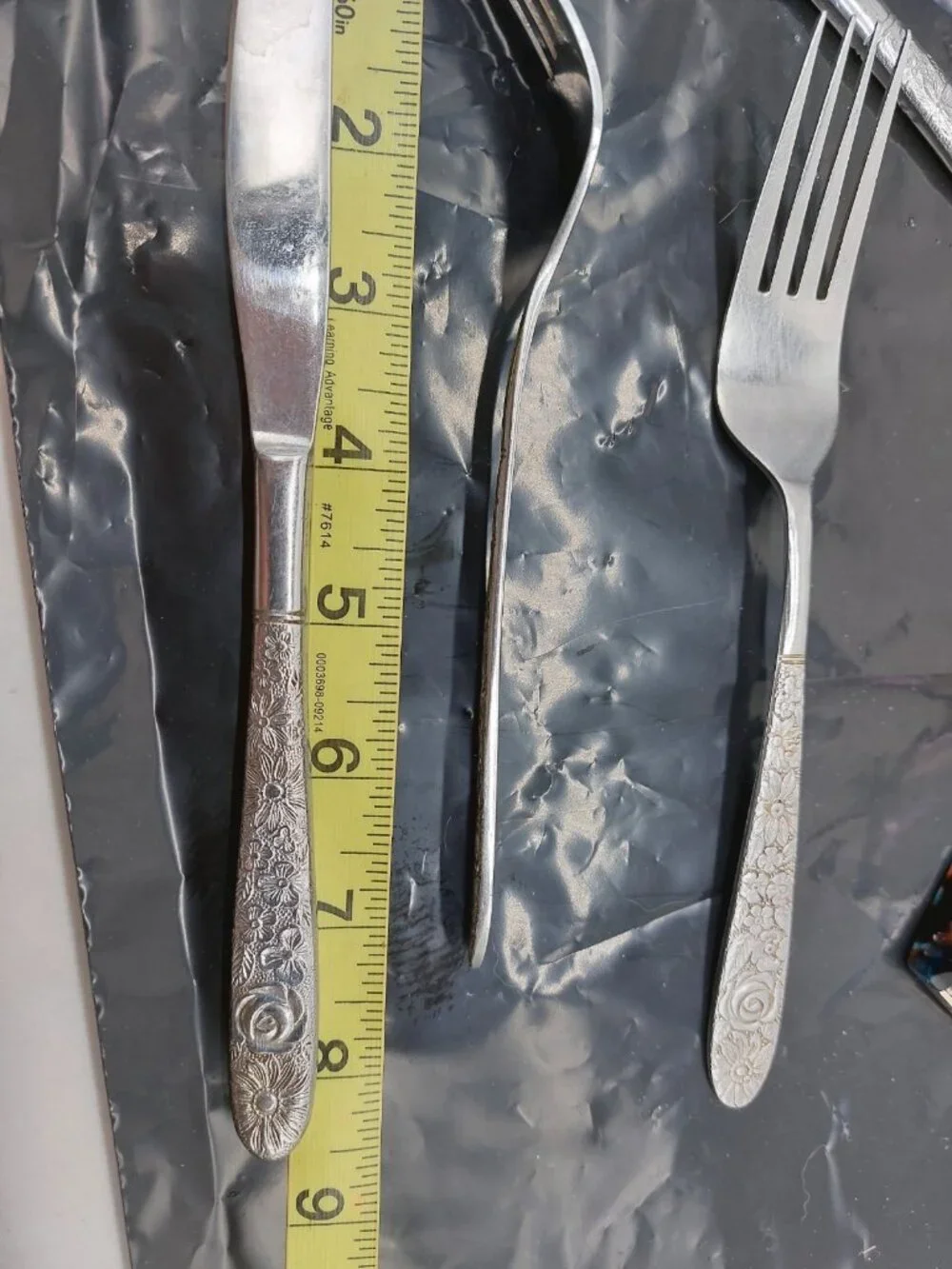 Stanley Roberts SRB-180 2 Dinner Forks 7 1/2